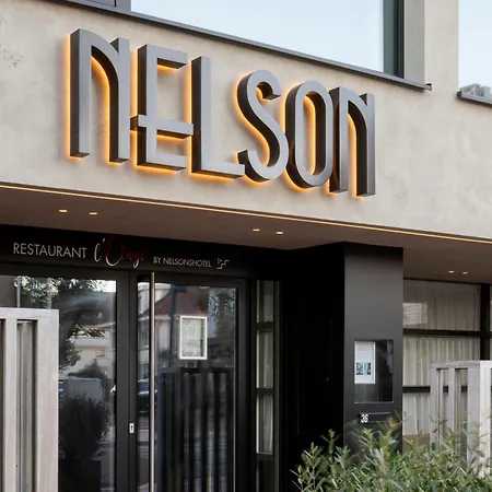 מלון Nelson